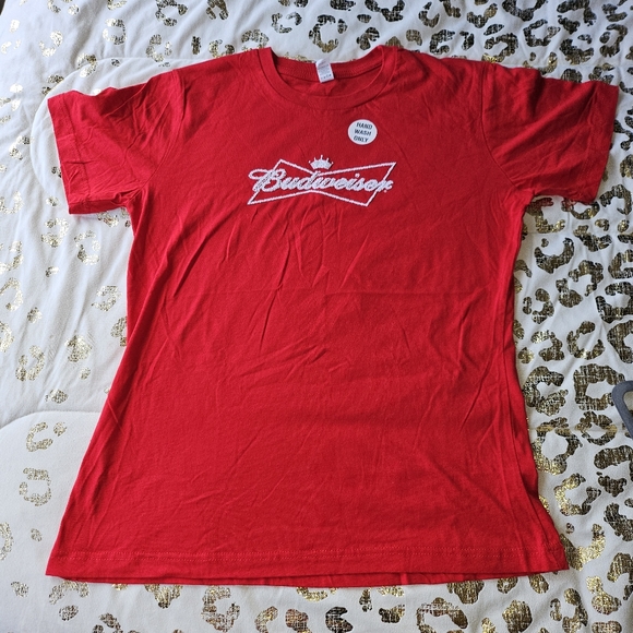 5 For $25✨️Brand New Beaded Budweiser Beer Womens Size Large Graphic T-Shirt Top - Picture 1 of 5